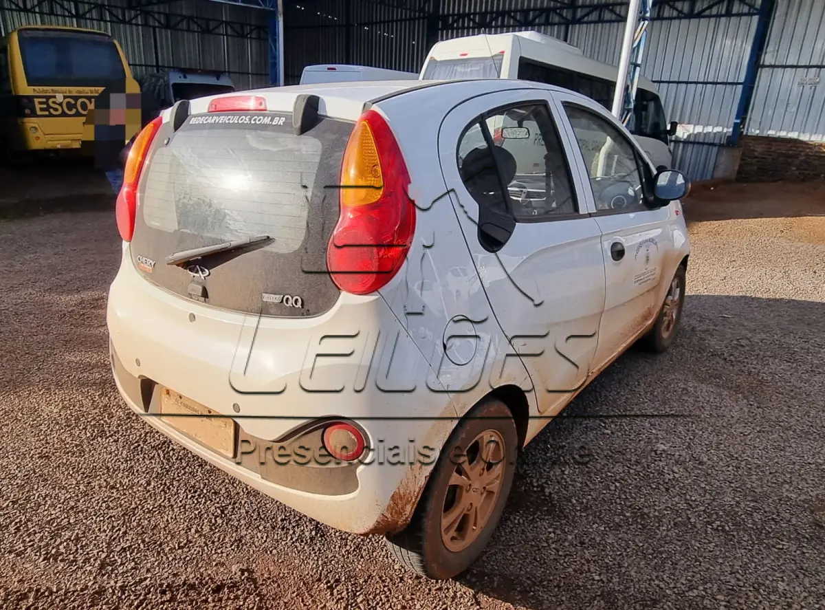 LOTE 01 - Automóvel Chery/QQ 1.0, ano/modelo 2017/2018, cor branca