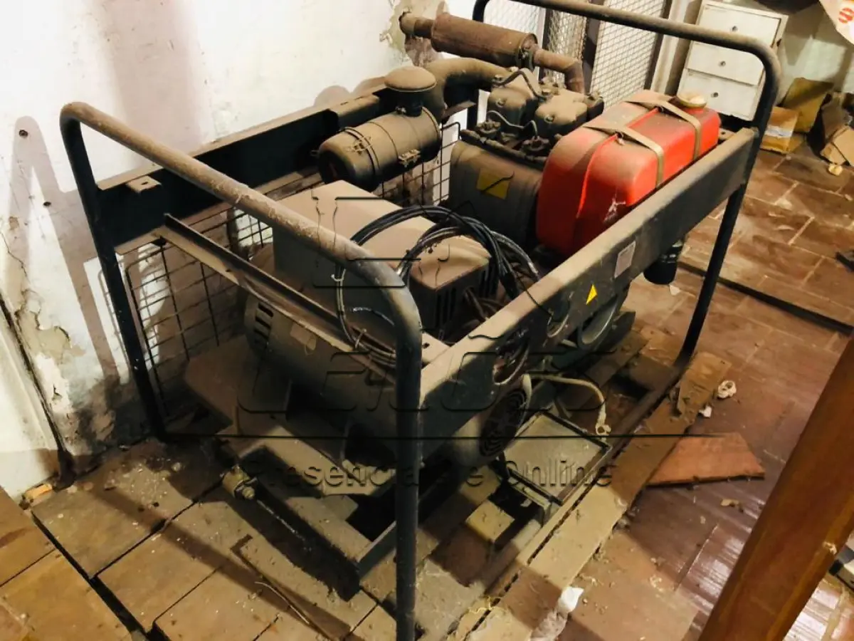 LOTE 01d - 01 gerador de energia 17kva, trifásico