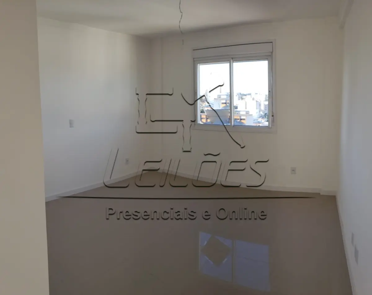 LOTE 01 - Apartamento 1002 com box de garagem + depósito no Ed. Manary