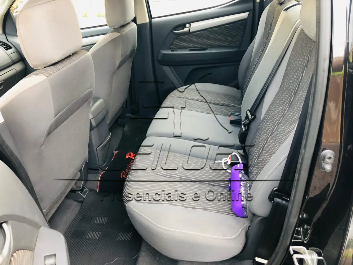 LOTE 09 - GM/S10 LT FD2 cabine dupla, 2013,à gasolina.