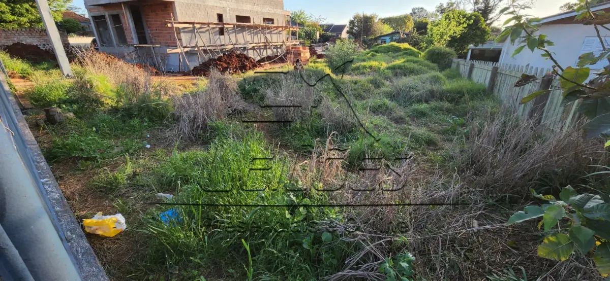 LOTE C-008 - Um terreno urbano com a área de 734,40m², localizado na Rua Senador Salgado Filho, lado ímpar, distante 97m da esquina com a Rua São Vicente de Paula, nesta cidade, lote 034 da quadra 019 no setor 008.  Imóvel objeto da matrícula nº 19.471 do livro 2-RG do Ofício de Registro de Imóveis de Carazinho/RS.