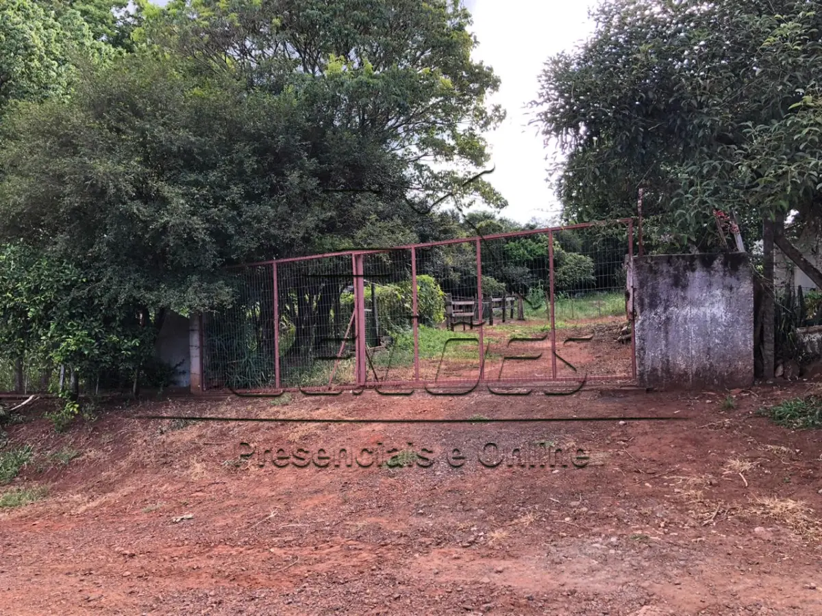 LOTE 06 - Terreno no Bairro Floresta