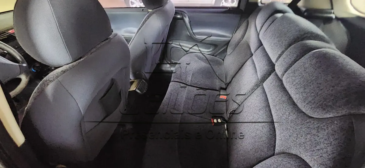 LOTE 005 - Direitos e ações sobre o automóvel FIAT STILO, ano/modelo 2004, cor prata
