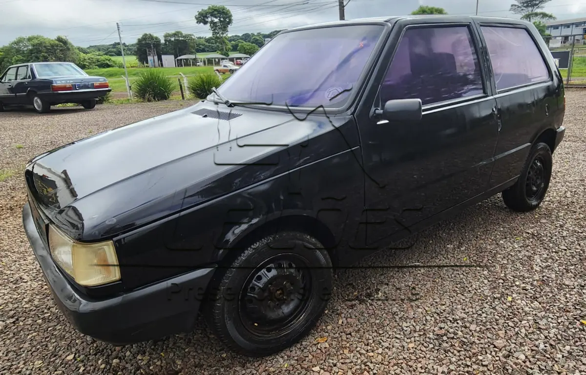 LOTE 005 - Automóvel FIAT/UNO MILLE IE, ano/modelo 1995/1996, cor preta
