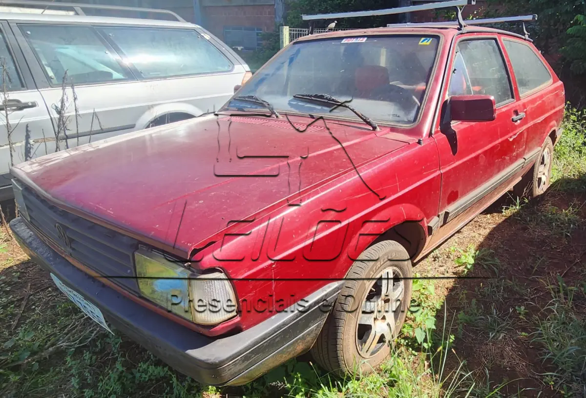 LOTE 004 - VW/GOL GL, ano/modelo 1990/1990, cor vermelha