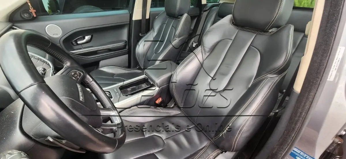 LOTE 854 - I/LR EVOQUE PRESTIGE 2.2, 2014/2015, top de linha, cor cinza, motorização a diesel e com 190cv de potência.