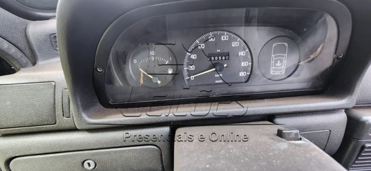 LOTE 005 - Automóvel FIAT/UNO MILLE IE, ano/modelo 1995/1996, cor preta