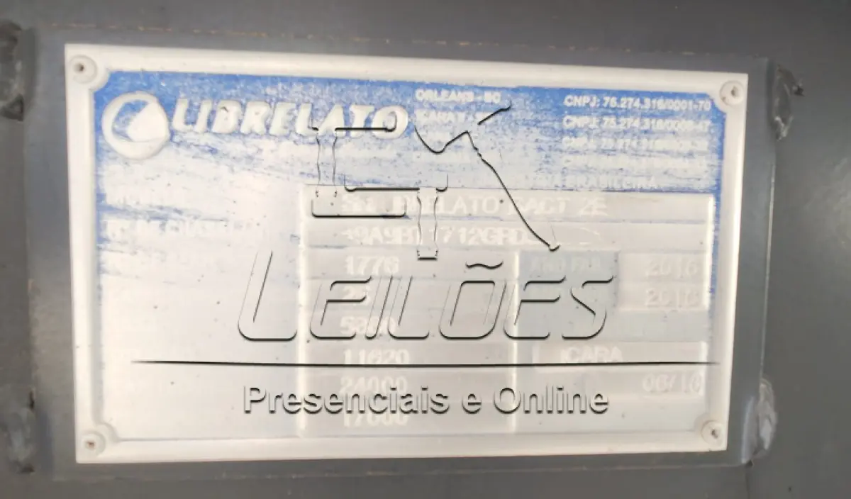LOTE 000 - Lote único. Caminhão e carretas (lotes 001 e 002). Caminhão Scania/G 420 6x4, ano/modelo 2009, cor branca, 420cv, com tanque suplementar de 900l e com sistema de basculamento; e, Bi-Trem constituído de dois semi-reboques, ano/modelo 2016, com 2 eixos cada, sendo um com capacidade de carga de 10,46ton e outro com 11,62ton, ambos com carroceria basculante.
