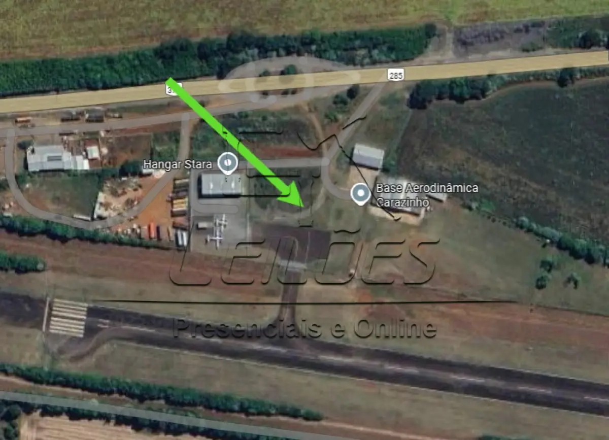 LOTE 002 - Terreno com a área de 8.935,64m² localizado no Passo da Areia, Vila Aeroclube, de frente ao corredor de acesso da BR 285, lote 030 da quadra 090, nesta cidade de Carazinho. Imóvel objeto da matrícula nº 35.953 do livro 2-RG do Registro de Imóveis de Carazinho.