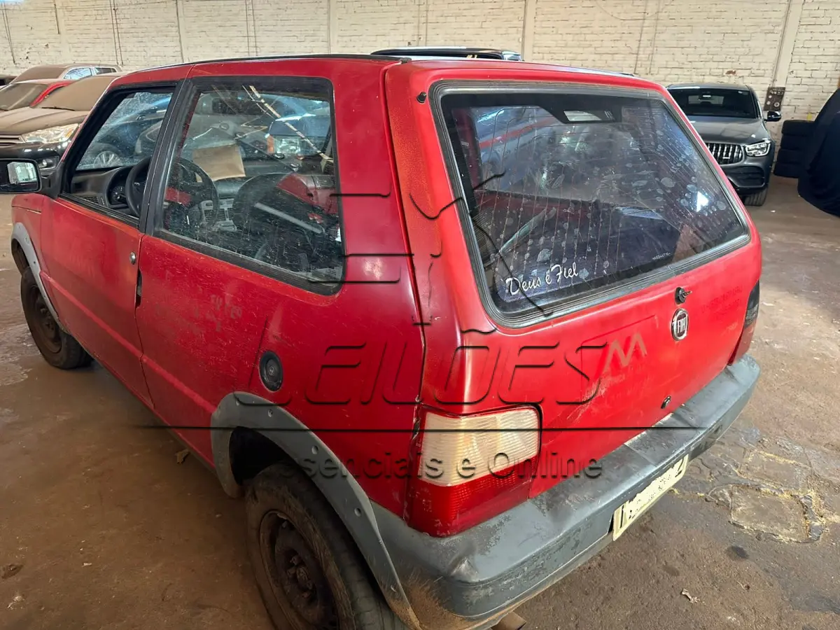 LOTE 004 - Automóvel FIAT UNO MILLE WAY ECON, ano/modelo 2012/2013, cor vermelha,