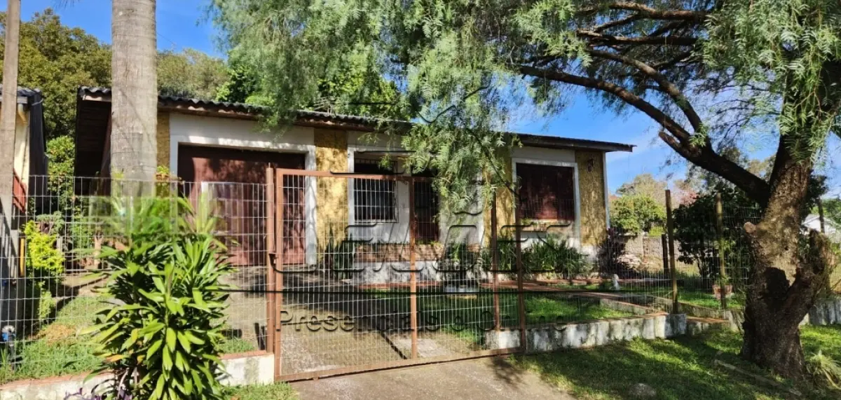 LOTE 005 - Terreno urbano com área de 382,50m², medindo 15m de frente, com uma casa de alvenaria com a área de 69,16m², situado no lado par da Rua Miguel Bueno, nº 160, na Vila Floresta, nesta cidade de Carazinho, lote 015 da quadra 100 no setor 001. Imóvel objeto da matrícula nº 6.872 do livro 2-RG do Registro de Imóveis de Carazinho/RS.