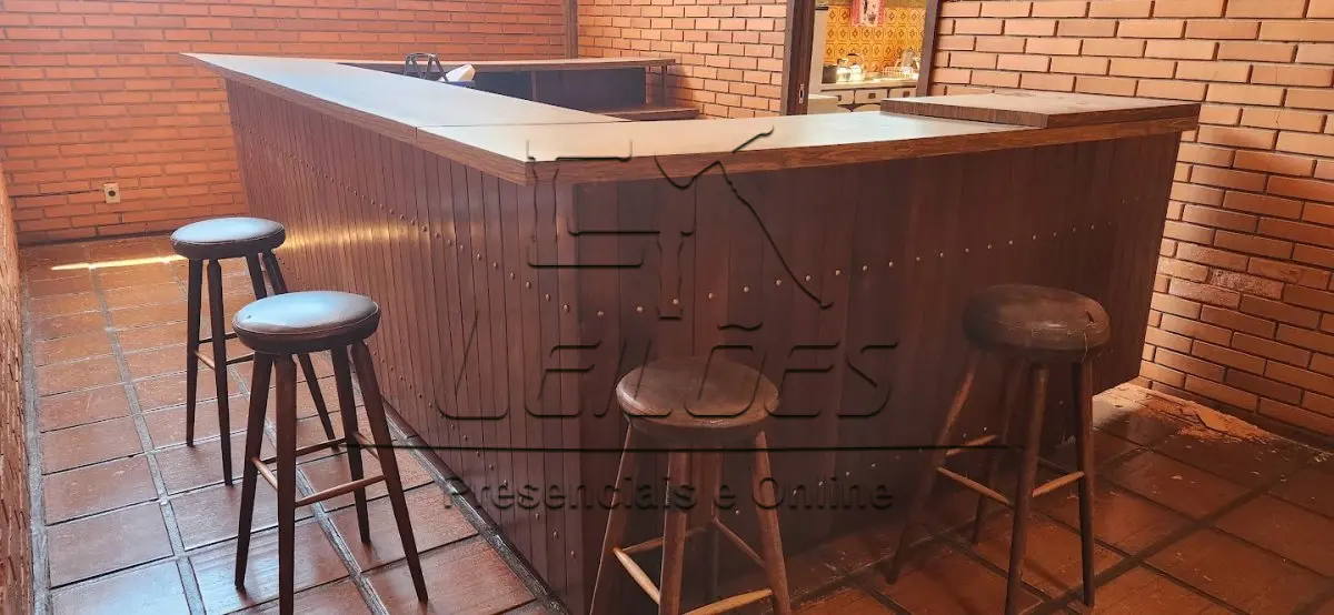 LOTE 036 - Balcão bar / cozinha, em madeira