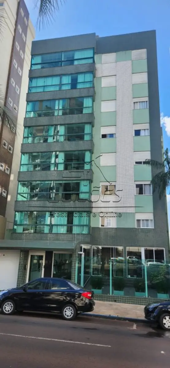 LOTE 001 - Apartamento 301, de frente, com a área privativa de 165,30m² e área real global de 230,30m², localizado no 3º pavimento do edifício “Residencial Victória Garden”, 269, na Avenida Pátria, nesta cidade de Carazinho. Matrícula 32038.
