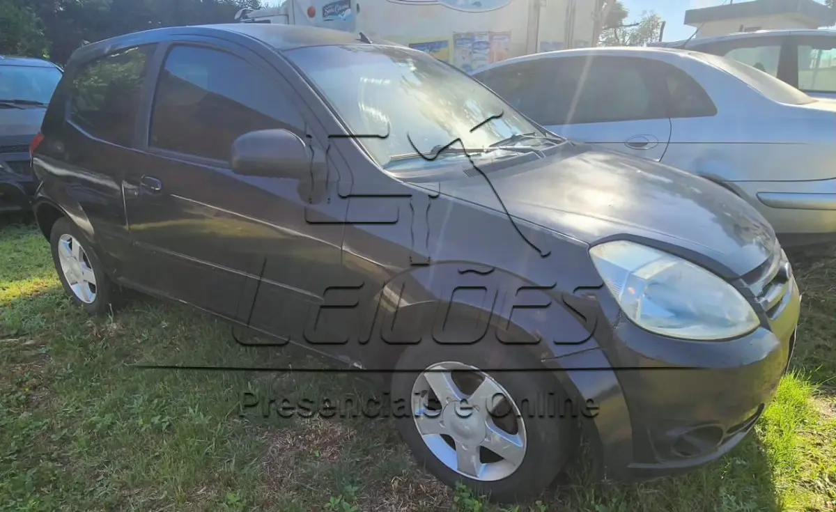 LOTE 001 - Ford Ka Flex, ano/modelo 2008/2009, cor preta, sem motor
