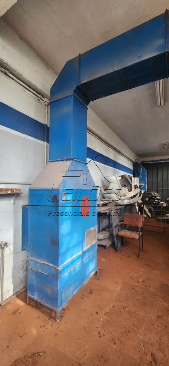 LOTE 129 - Cabine / box de pintura automotiva com exaustores