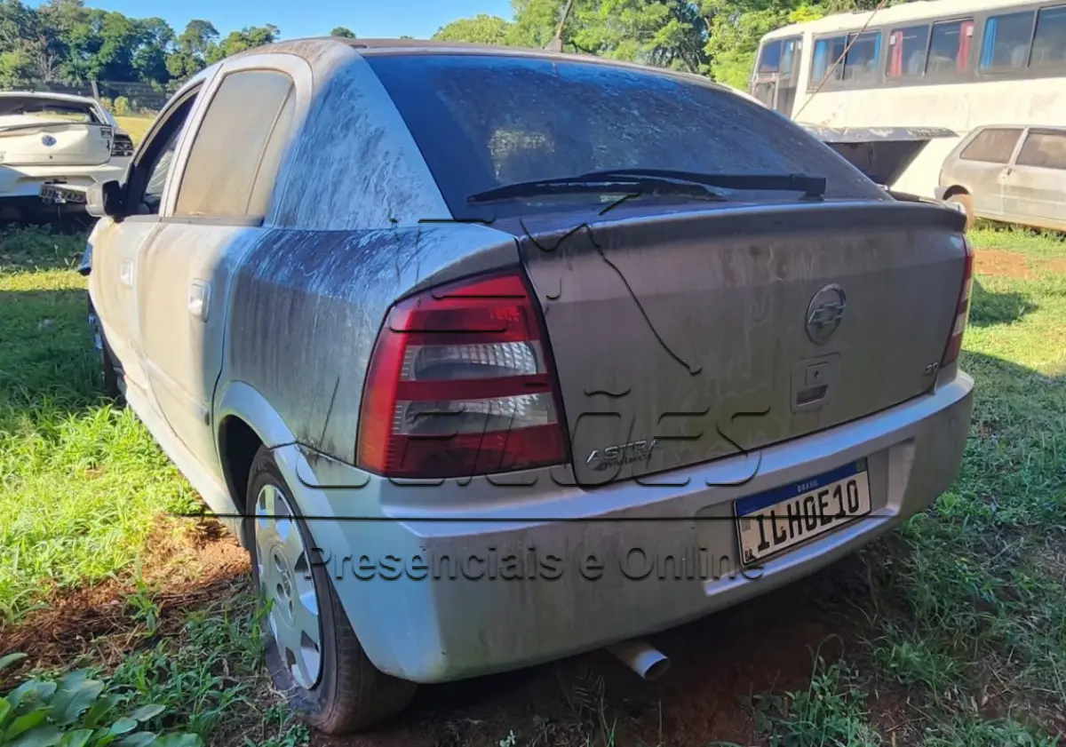 LOTE 003 - GM ASTRA HATCH 5P, 2003, prata