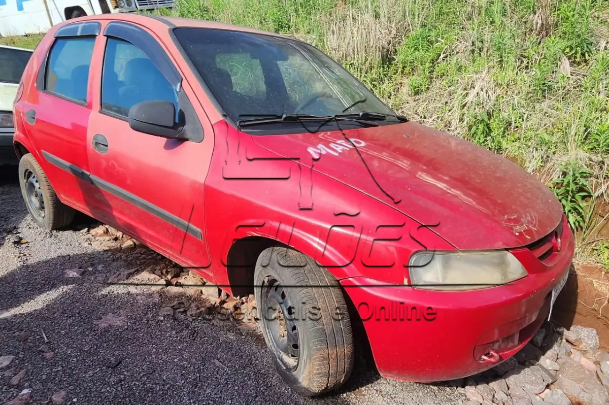 LOTE 004 - Automóvel GM CELTA 5 PORTAS, ano/modelo 2002/2003, cor vermelha