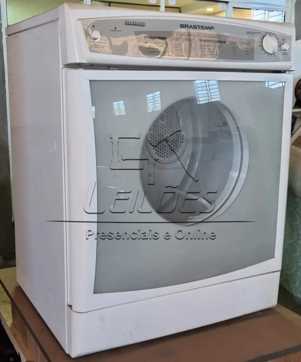 LOTE 02 - SECADORA DE ROUPAS BRASTEMP 10KG