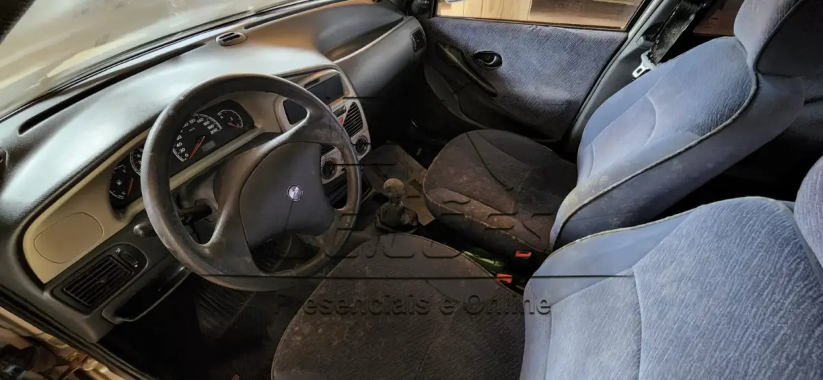 LOTE 002 - FIAT/SIENA ELX, ano/modelo 2001/2002, cor cinza, à gasolina, emplacado em Carazinho/RS.