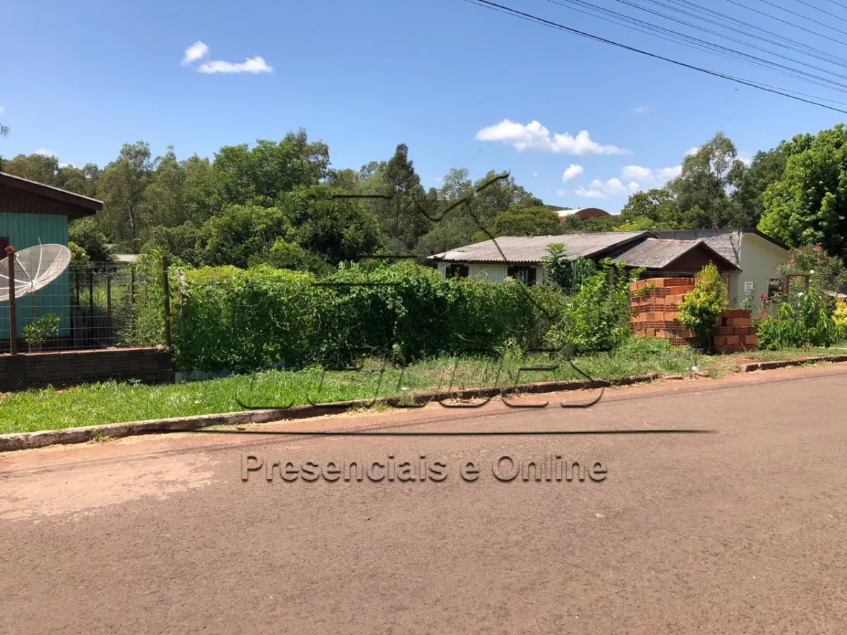LOTE 38 - Terreno na Rua Parecis