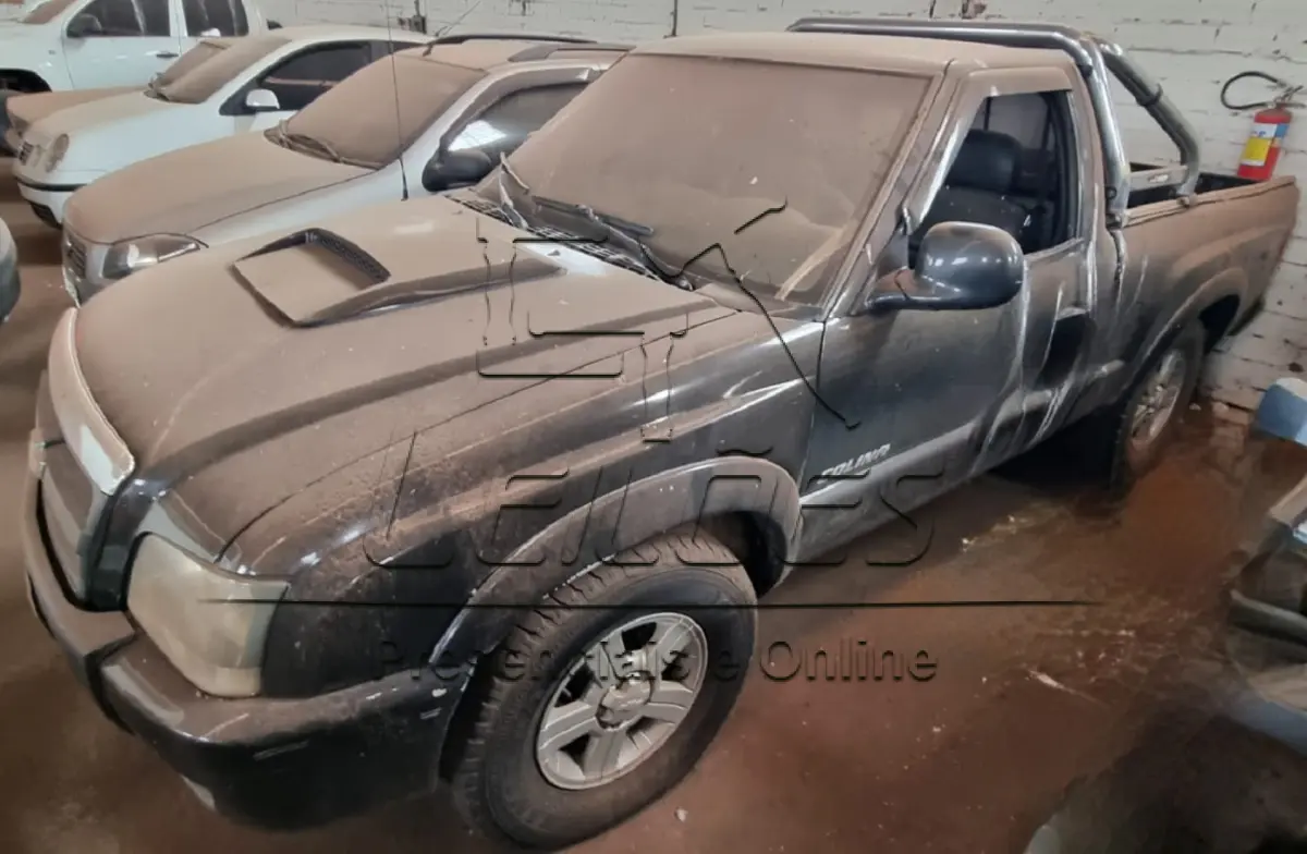 LOTE 05 - Caminhonete GM S10 Colina S, 4x2, 2009, cabine simples, carroceria aberta