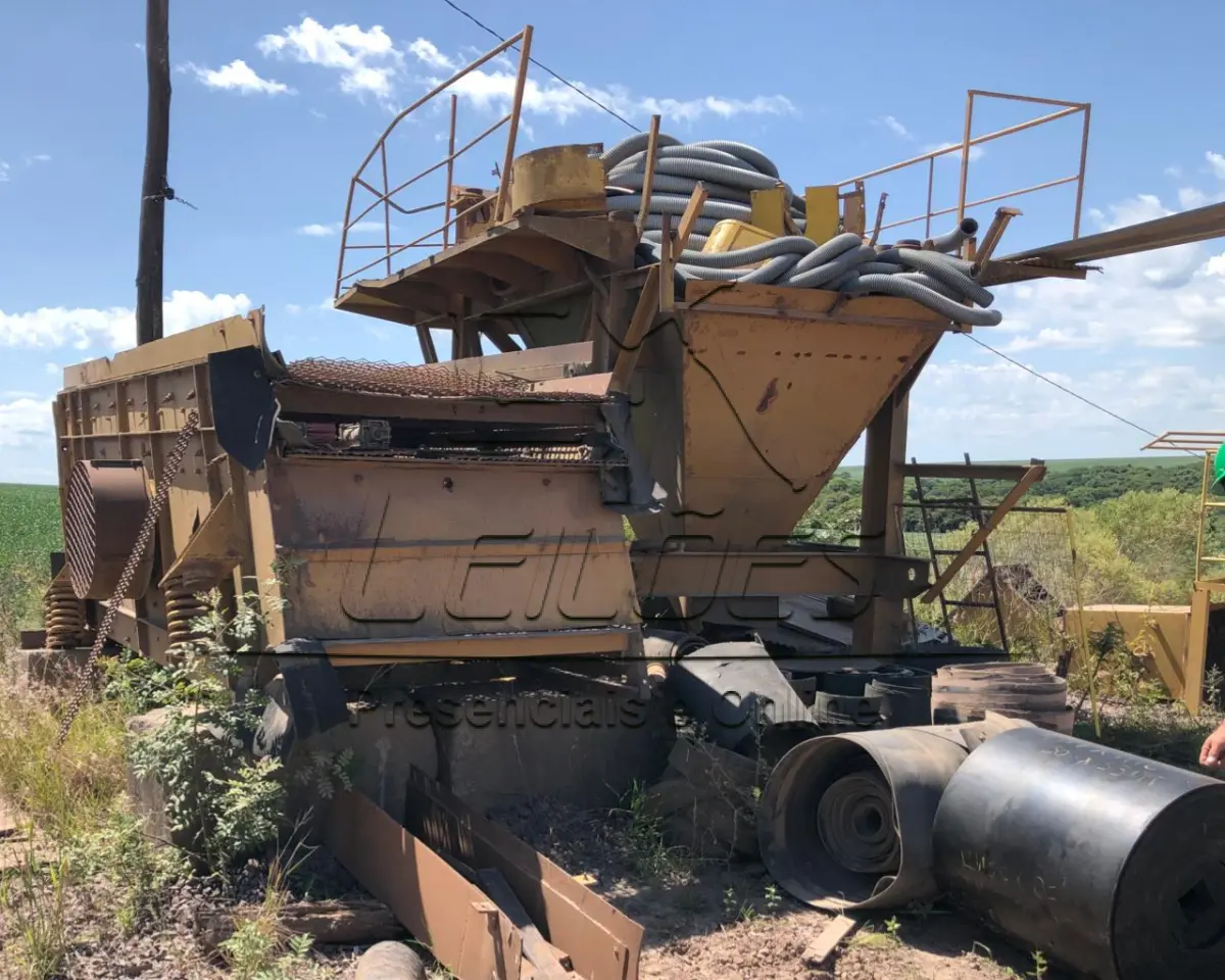 LOTE 07 - Peneira vibratória
