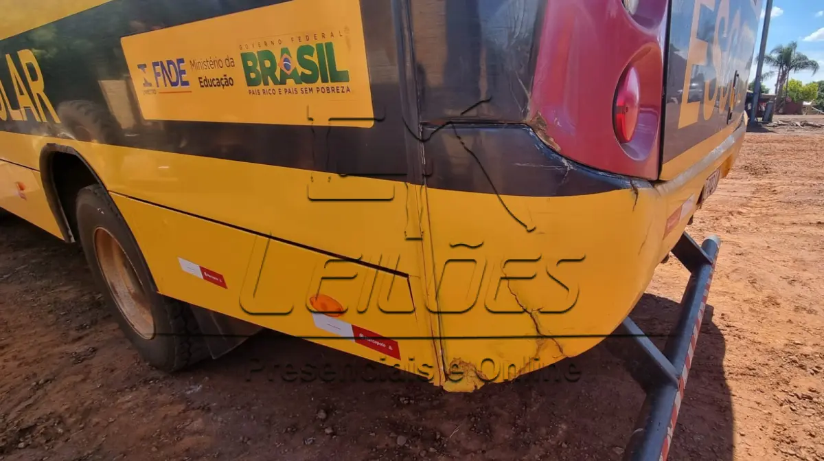 LOTE 03 - Ônibus VW 15.190 EOD E. HD ORE, ano/modelo 2013/2013, lotação 48p