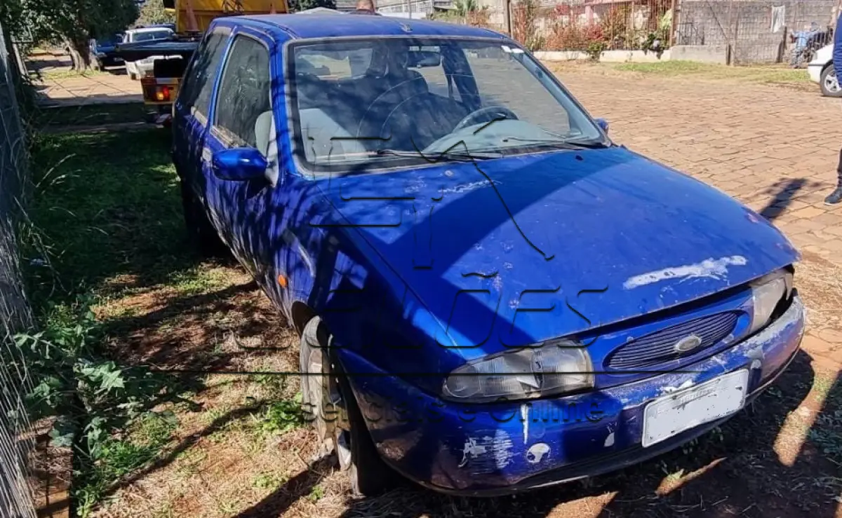 LOTE 08 - Automóvel FORD FIESTA CLX, cor azul, 1996