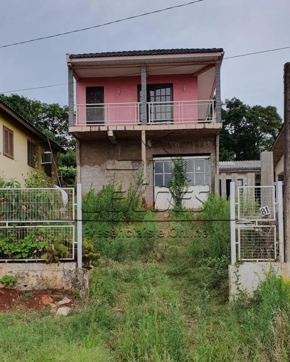 LOTE 07 - Terreno de 126,00m² com uma casa no Bairro Oriental
