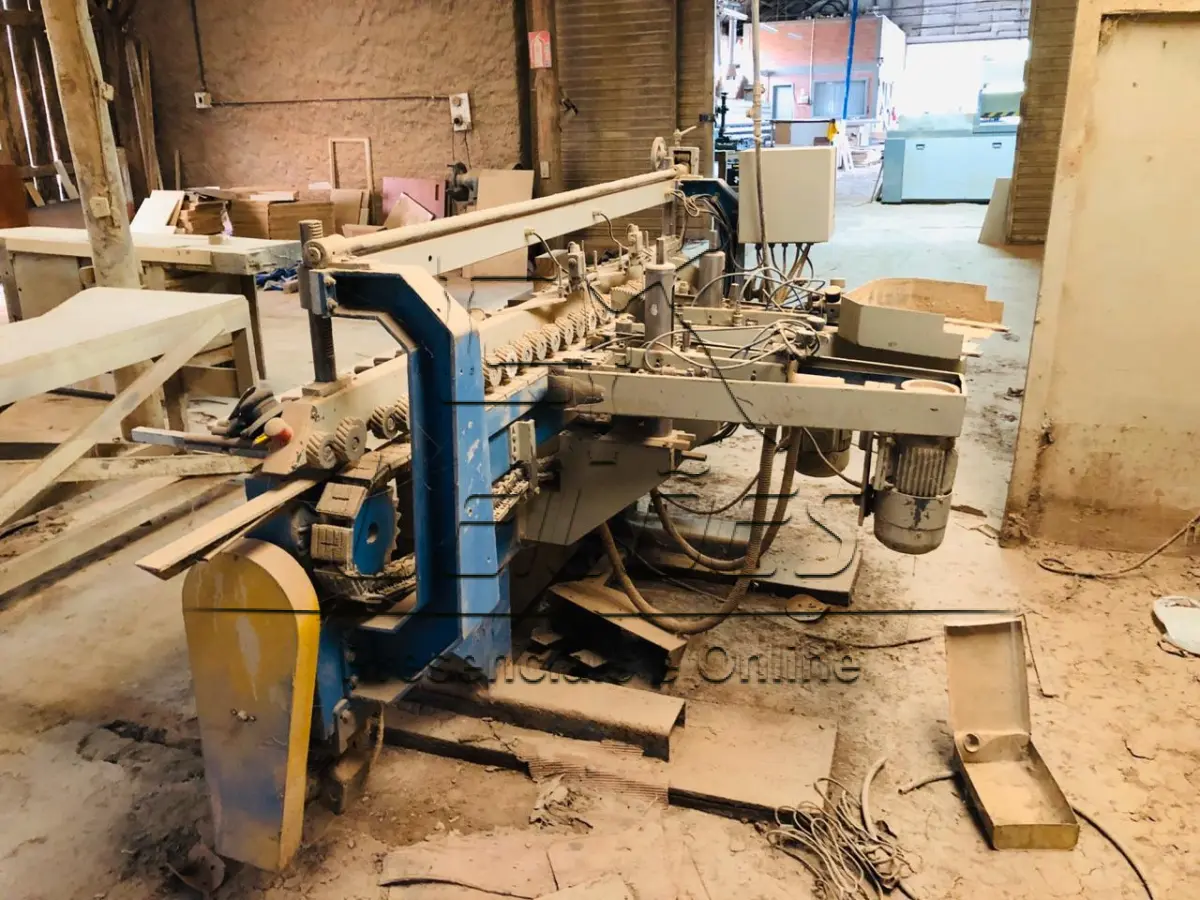 LOTE 08 - Lixadeira industrial da marca KRAFT-LYNE, profissional