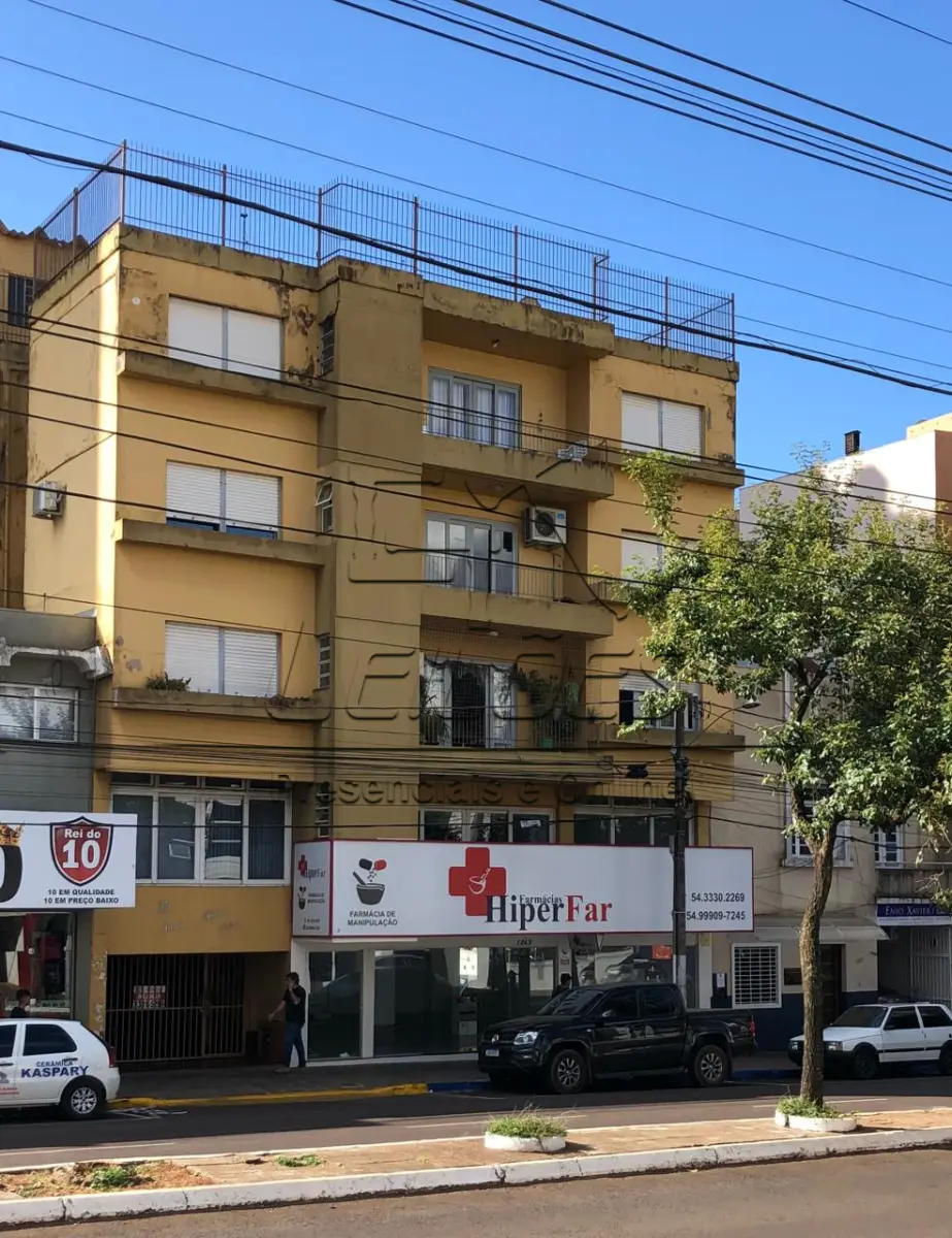 LOTE 07 - Prédio na Avenida Flores da Cunha
