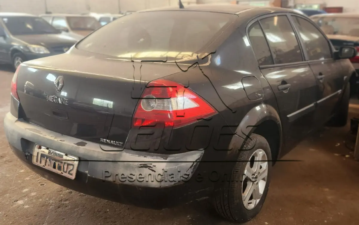 LOTE 009 - RENAULT/MEGANE SD EXP 20A, ano/modelo 2008/2008, cor preta, à gasolina