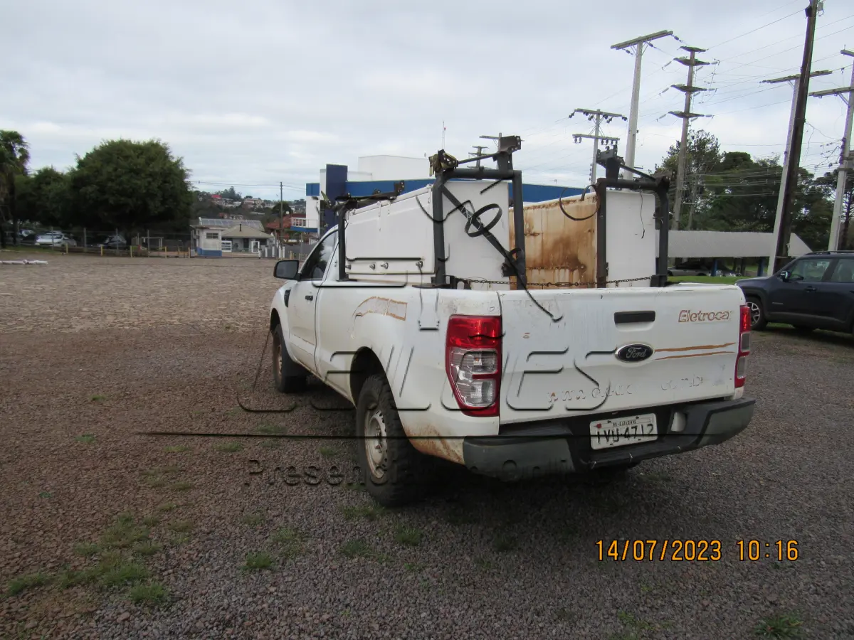 LOTE 003 - Caminhonete Ranger XLS CS2, 2.5, Flex, cor branca, ano/modelo 2014/2014, carroceria aberta,