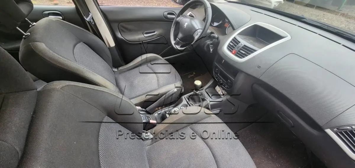 LOTE 002 - PEUGEOT/207HB XS, 2008/2009, completo, cor cinza, motorização à álcool/gasolina e com 113cv de potência