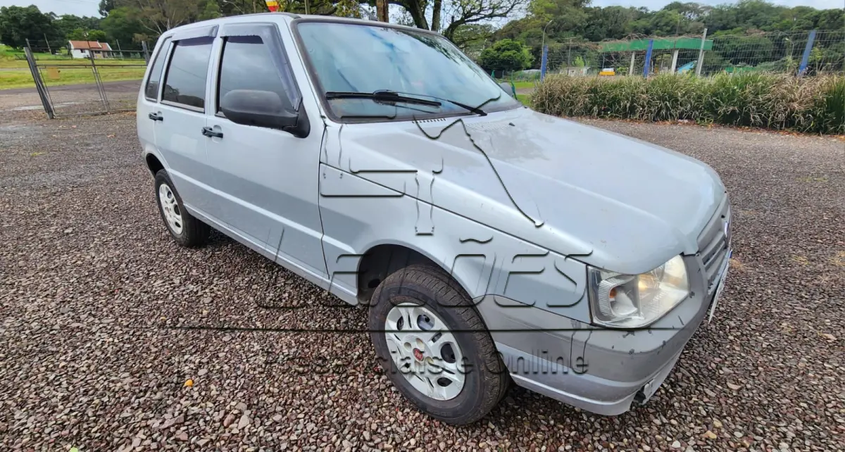 LOTE 002 - FIAT UNO ECONOMY, ano/modelo 2013/2013, cor prata
