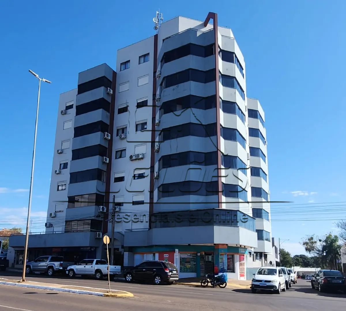 LOTE 005