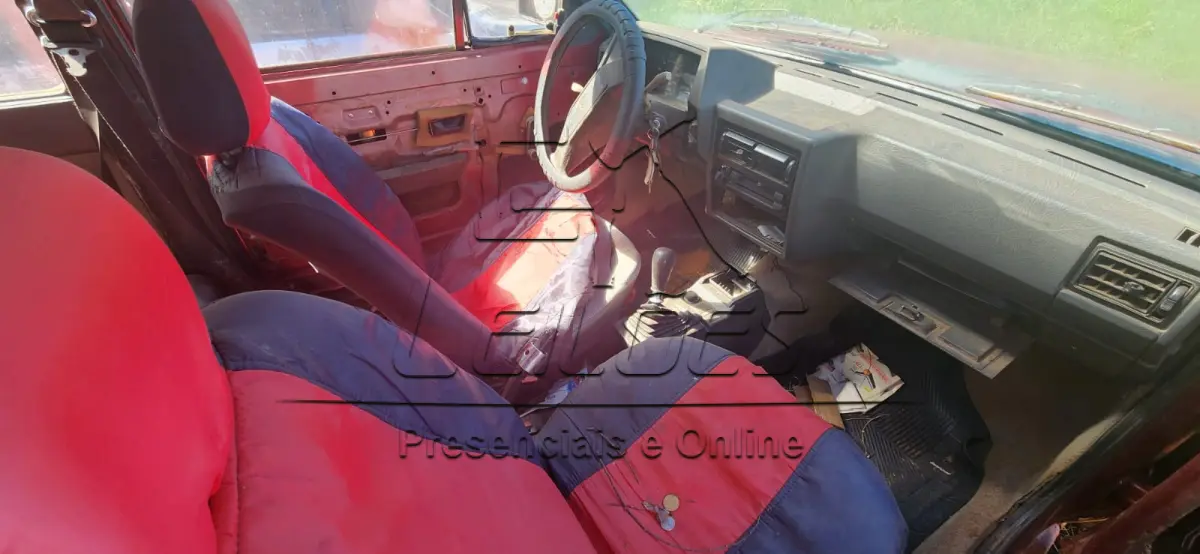 LOTE 004 - VW/GOL GL, ano/modelo 1990/1990, cor vermelha