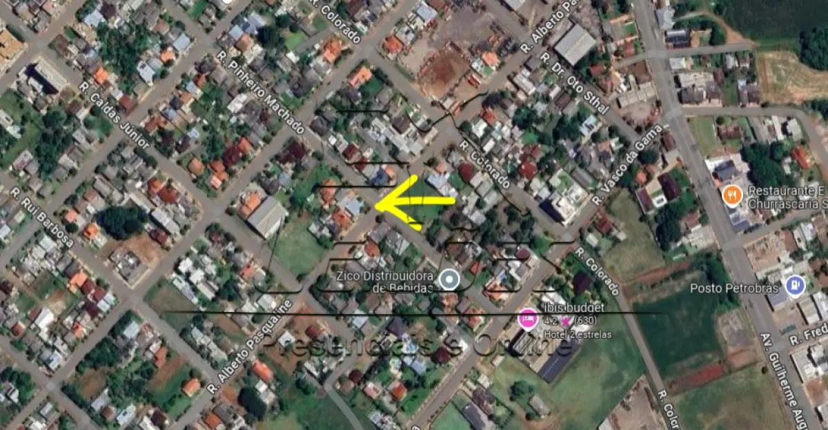 LOTE 001 - Terreno urbano com área de 380,25m², situado no lado ímpar da Rua Pinheiro Machado, esquina com a Rua Senador Alberto Pasqualini, lote 304 da quadra 82, no Loteamento Irmãos Martini, na cidade de Não-Me-Toque/RS. Sobre o referido terreno há a construção de uma casa de alvenaria, coberta com telhas de cimento amianto, com 69,88m², devidamente averbada na matrícula conforme Av.7-3.176. Contudo, conforme constante no laudo de avaliação, a edificação possui 163,29m². Imóvel objeto da matrícula nº 3.176 do Registro de Imóveis de Não-Me-Toque.