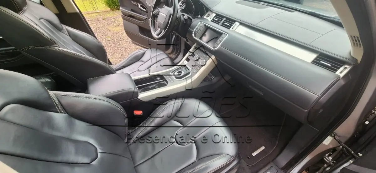 LOTE 001 - I/LR EVOQUE PRESTIGE 2.2, 2014/2015, top de linha, cor cinza, motorização a diesel e com 190cv de potência.