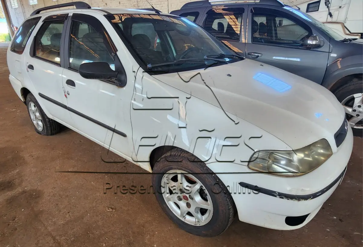 LOTE 009 - Automóvel Fiat Palio Weekend ELX, 2002, cor branca