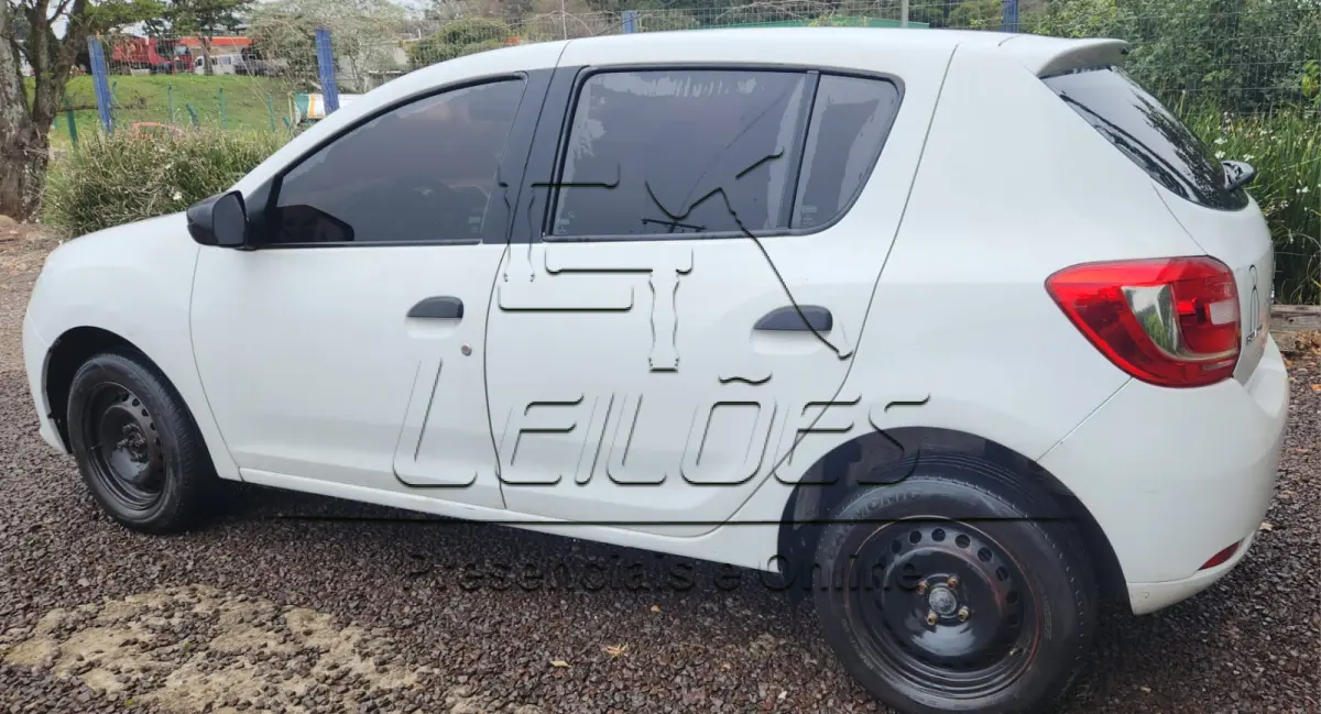 LOTE 001 - RENAULT SANDERO AUTH 10, ano/modelo 2017/2018, cor branca, completo.