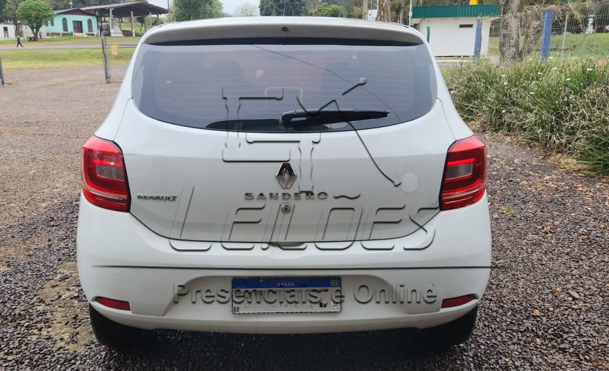 LOTE 001 - RENAULT SANDERO AUTH 10, ano/modelo 2017/2018, cor branca, completo.