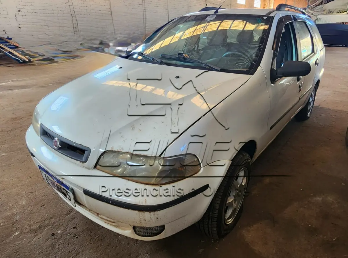 LOTE 009 - Automóvel Fiat Palio Weekend ELX, 2002, cor branca