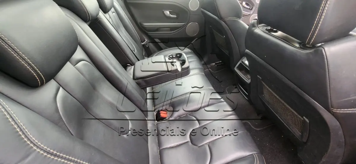 LOTE 001 - I/LR EVOQUE PRESTIGE 2.2, 2014/2015, top de linha, cor cinza, motorização a diesel e com 190cv de potência.