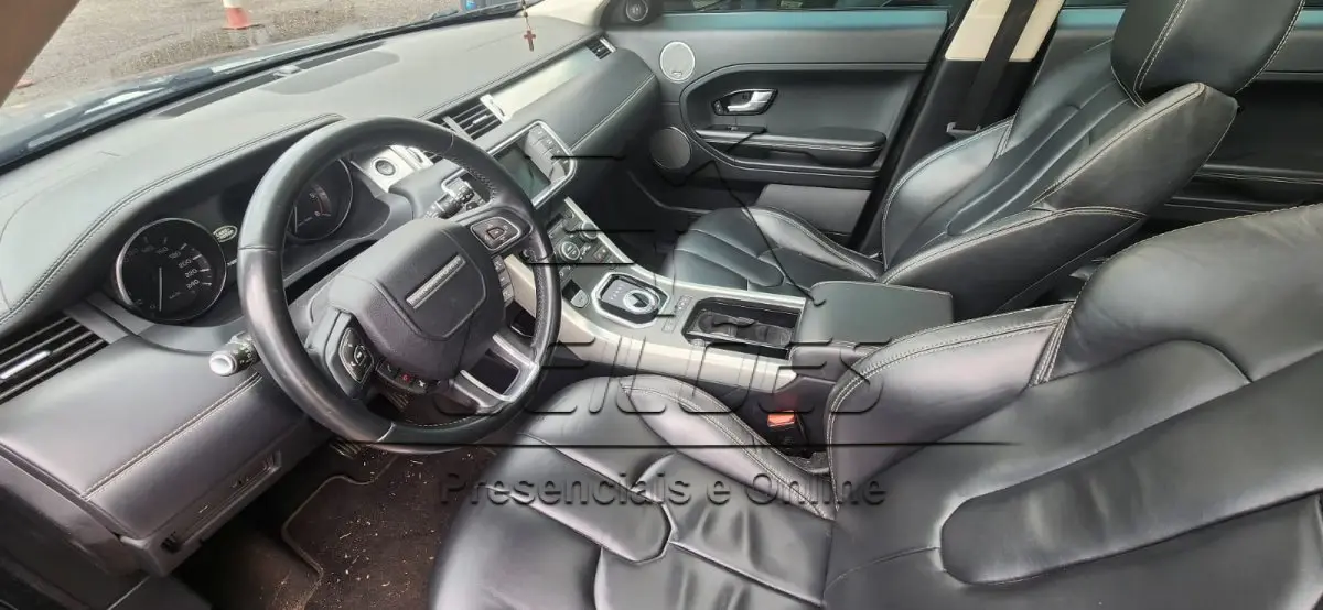 LOTE 001 - I/LR EVOQUE PRESTIGE 2.2, 2014/2015, top de linha, cor cinza, motorização a diesel e com 190cv de potência.