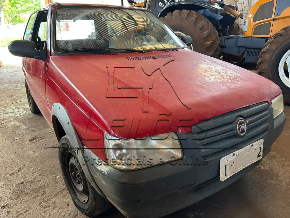 LOTE 004 - Automóvel FIAT UNO MILLE WAY ECON, ano/modelo 2012/2013, cor vermelha,