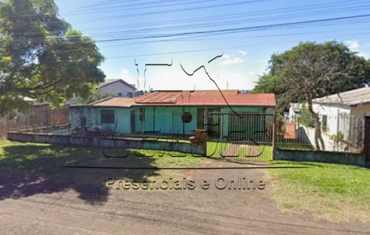 LOTE 003 - Terreno urbano com a área de 532m², medindo 19m de frente por 28m de frente a fundos, com uma casa de alvenaria com a área de 87,74m², situado no lado par da Rua Ibaré, 656, lote 39 da quadra 71, Vila Floresta, Carazinho/RS. Matrícula nº 4.627 do livro 2-RG do Ofício de Registro de Imóveis de Carazinho.