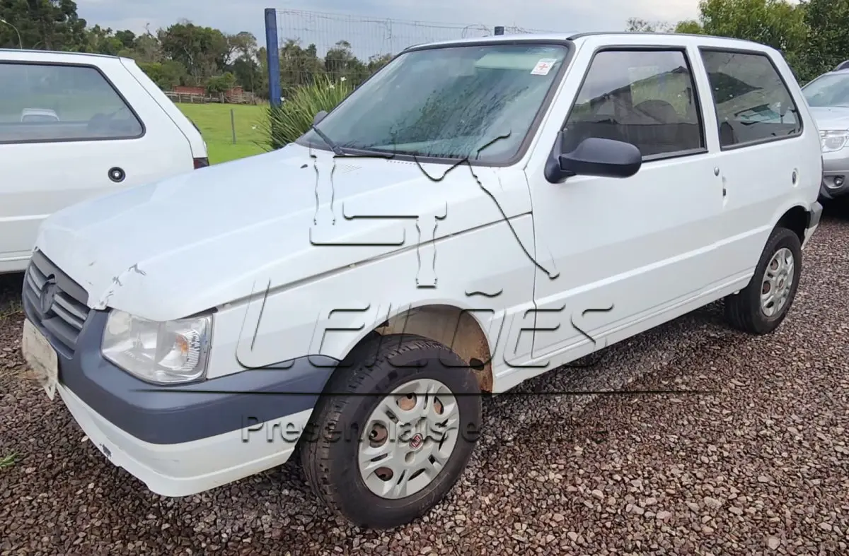 LOTE 874 - Automóvel FIAT/UNO MILLE ECONOMY, ano/modelo 2012/2013, cor branca, 2 portas