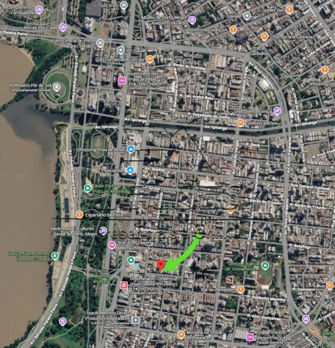 LOTE 001 - Apartamento 201, com a área real privativa de 76,36m² e área real global de 106,886m², situado no segundo pavimento do Edifício São Vicente, de frente e à direita para quem postado na rua olhar de frente para o edifício. Localizado na Rua José Francisco Duarte Júnior, nº 90, Bairro Menino Deus, na cidade de Porto Alegre/RS. Matrícula nº 61.885 do Registro de Imóveis da 5ª Zona de Porto Alegre/RS.
