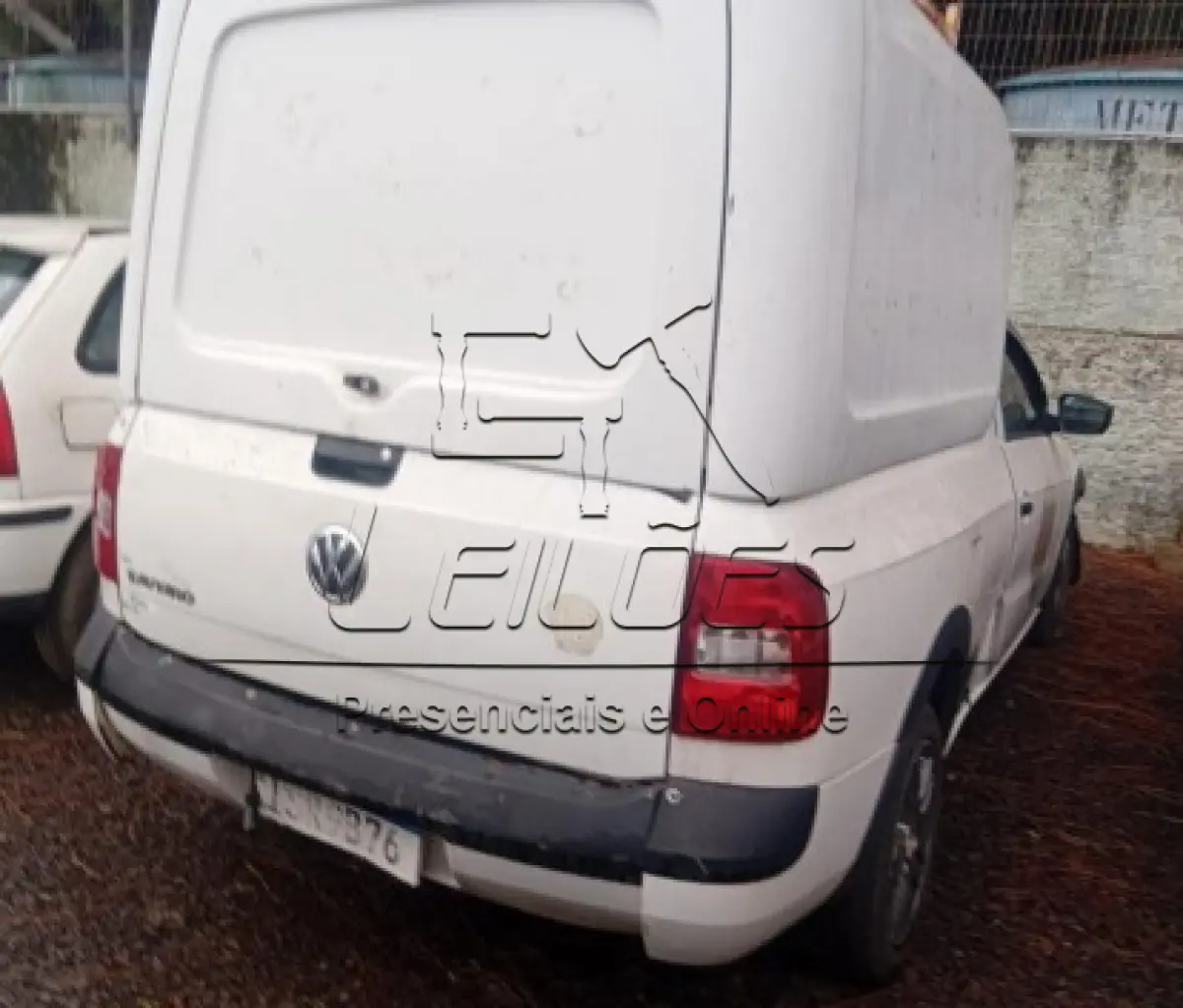 LOTE 003 - VW SAVEIRO 1.6 CS, ano/modelo 2011/2012, cor branca, carroceria fechada